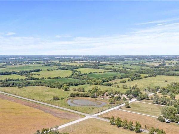 22220 S Renner Road, Spring Hill, KS 66083