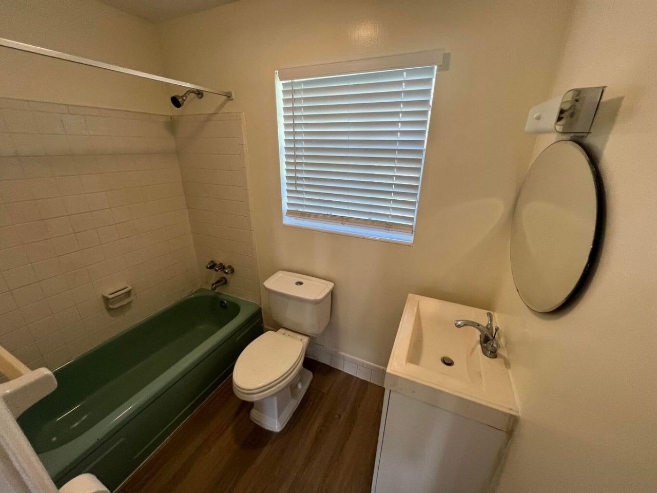 1150 W Blue Heron Boulevard, Unit 7, Riviera Beach, FL 33404 Photo