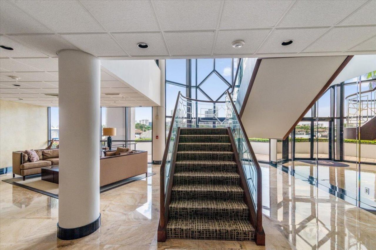 300 Three Islands Boulevard, Unit 312-1, Hallandale Beach, FL 33009 Photo