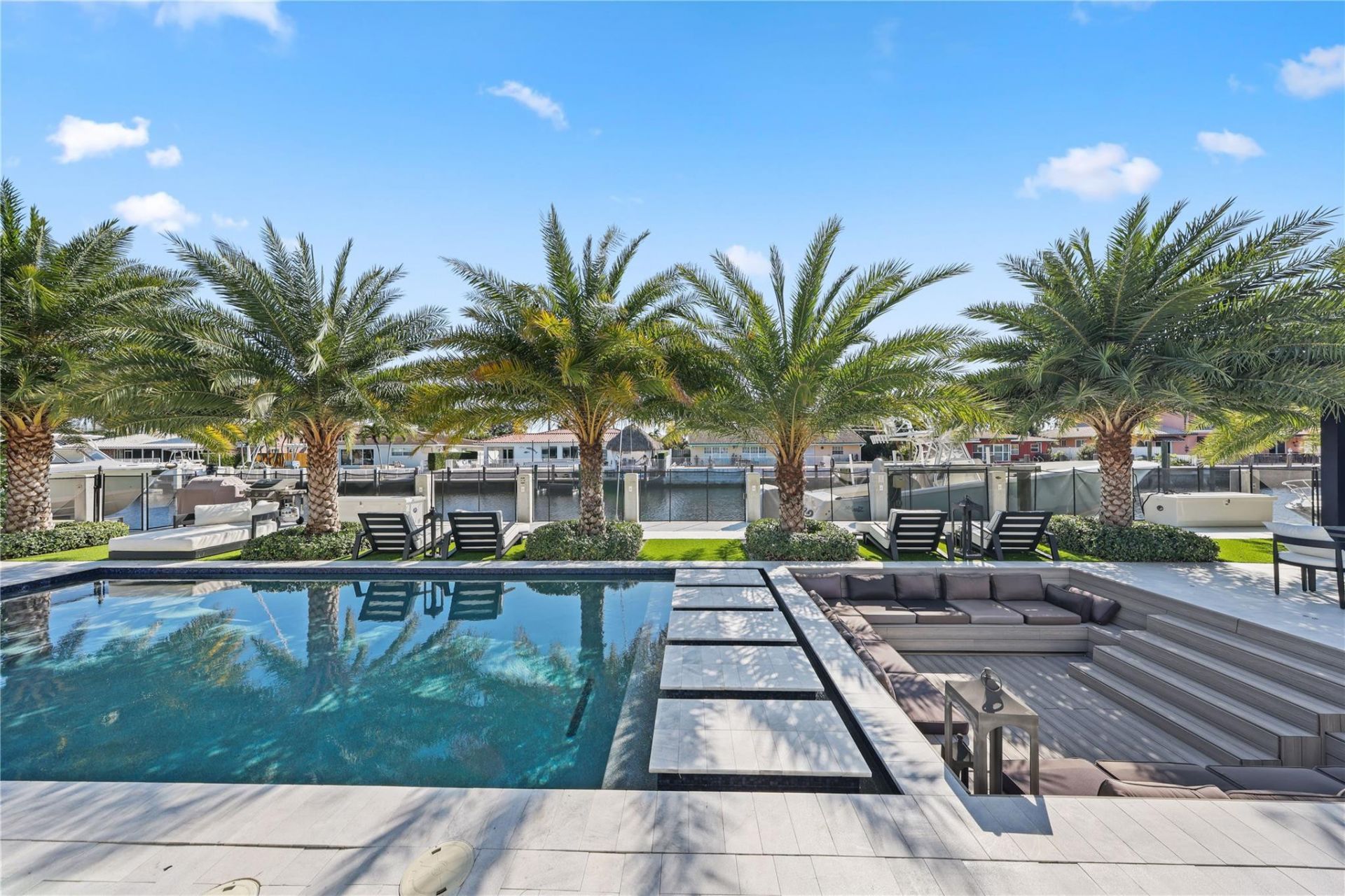 2300 SE 8th Court, Pompano Beach, FL 33062 Photo