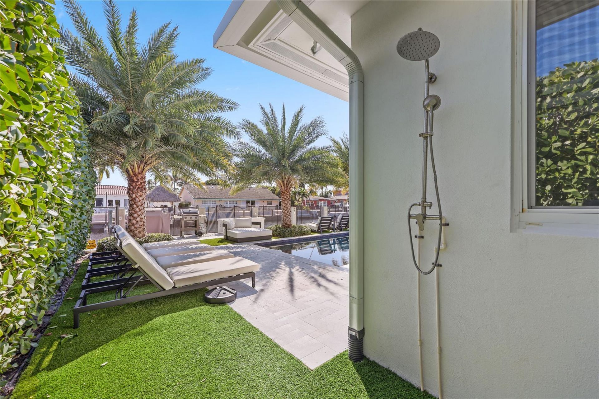 2300 SE 8th Court, Pompano Beach, FL 33062 Photo
