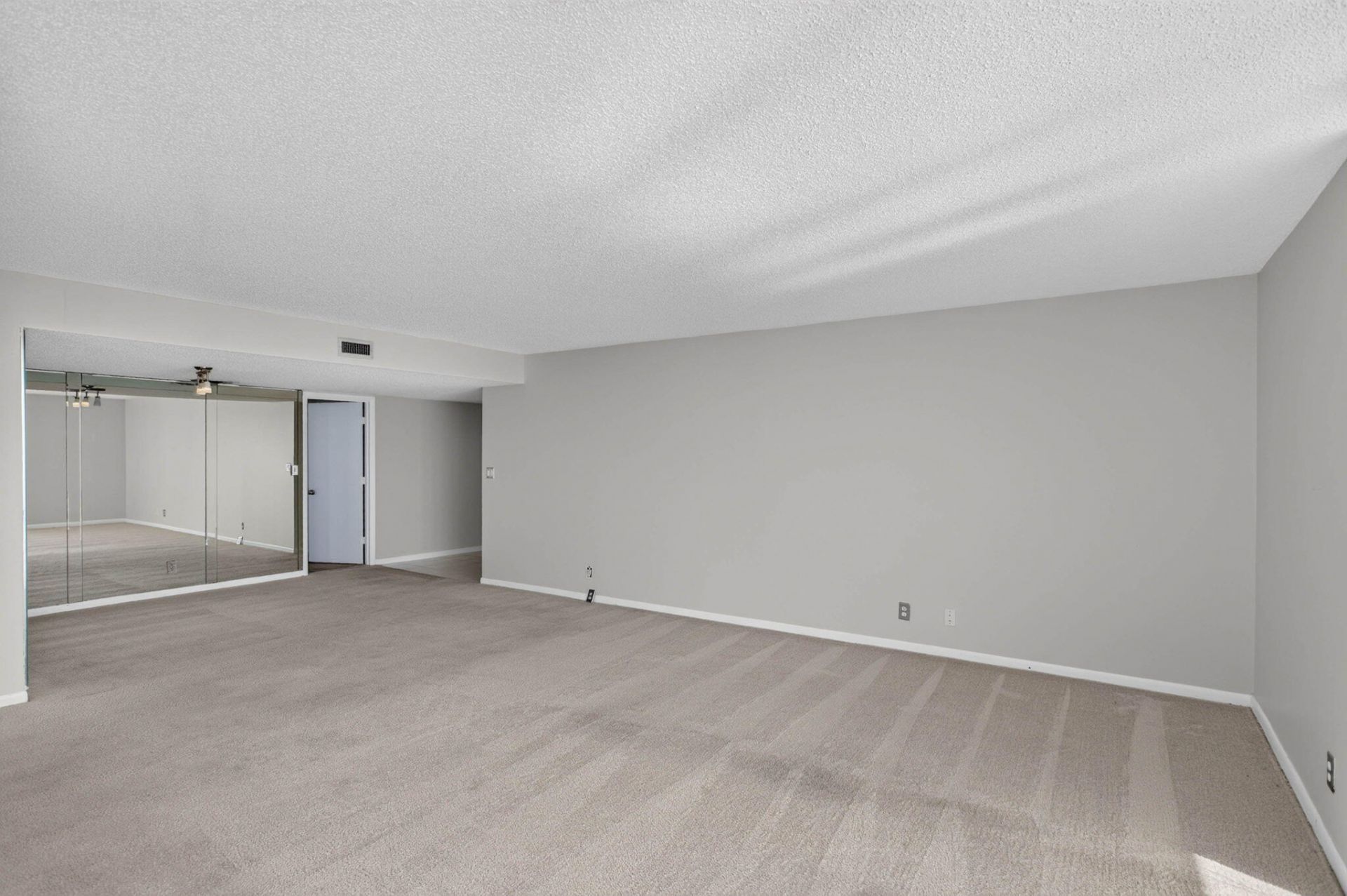 1010 S Ocean Boulevard, Unit 1601, Pompano Beach, FL 33062 Photo