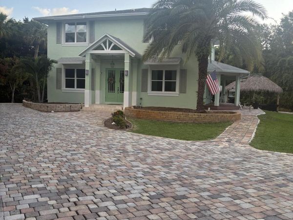 172 S RIVER Road, Sewalls Point, FL 34996