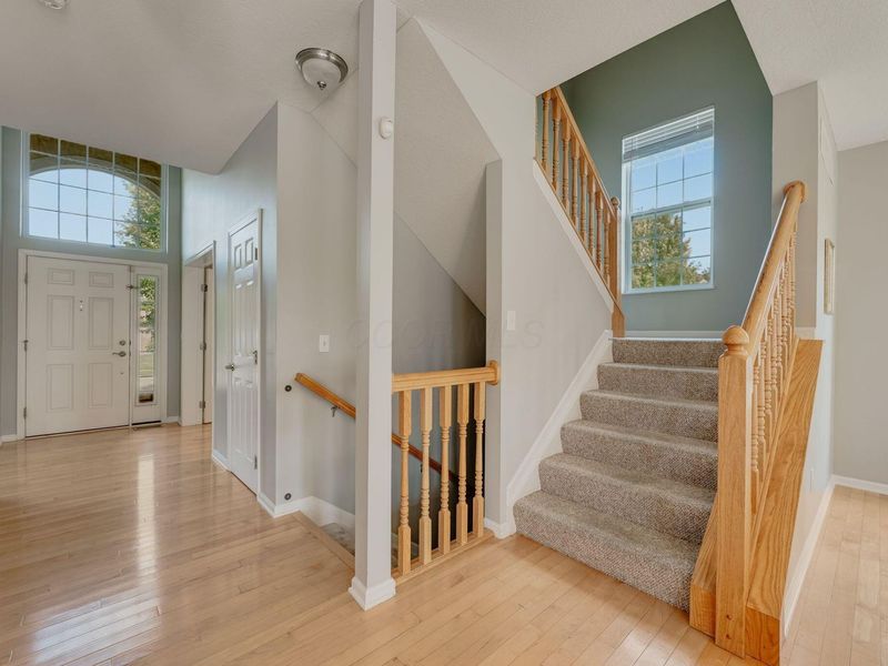 8220 Tricia Price Drive, Powell, OH 43065 Photo 32