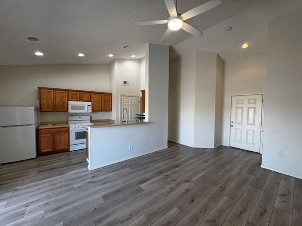 1105 Meadowlark Way SE, Unit D, Rio Rancho, NM 87124