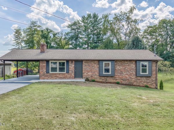 301 Piney Avenue, Piney Flats, TN 37686