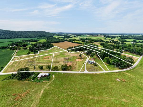 4785 Dark Hollow Rd , Unit 2, McMinnville, TN 37110