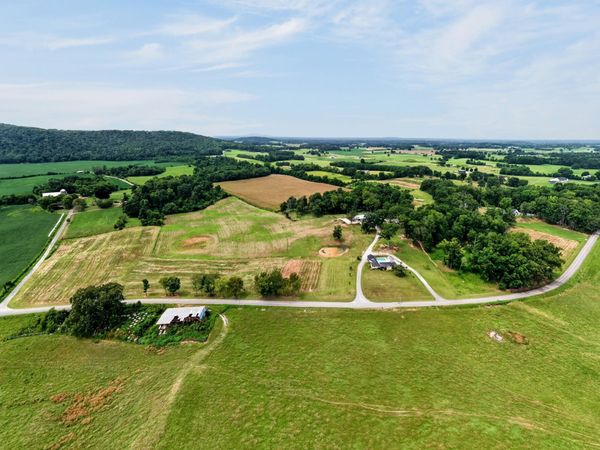 4785 Dark Hollow Rd , Unit 3, McMinnville, TN 37110