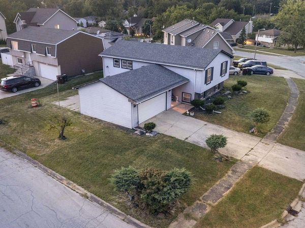 629 sullivan Lane , University Park, IL 60484