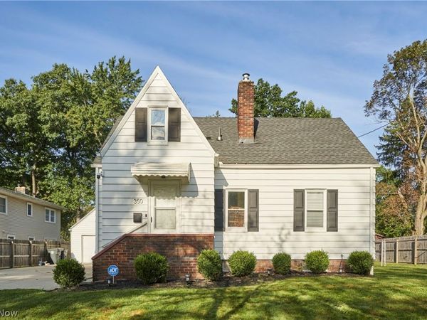 350 Hoover Avenue , Akron, OH 44312