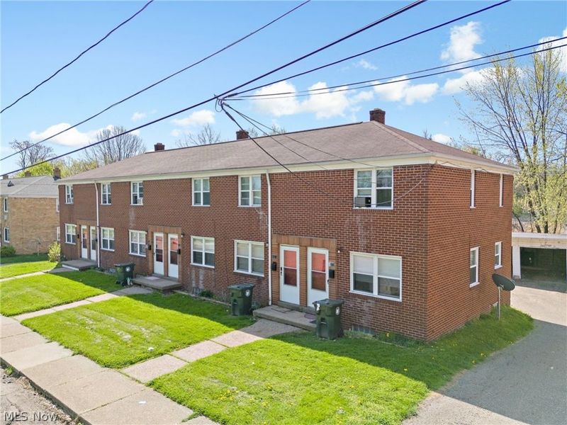 1944 Rowland Avenue NE, Canton, OH 44714 Photo 6