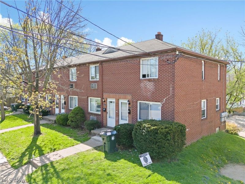 1944 Rowland Avenue NE, Canton, OH 44714 Photo 7