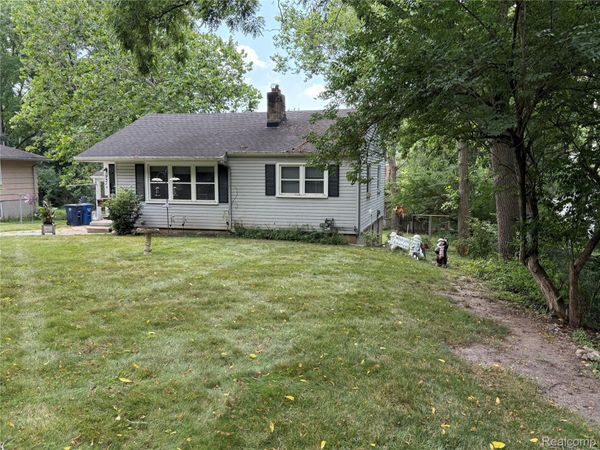 931 Mixtwood Street , Ann Arbor, Mi 48103