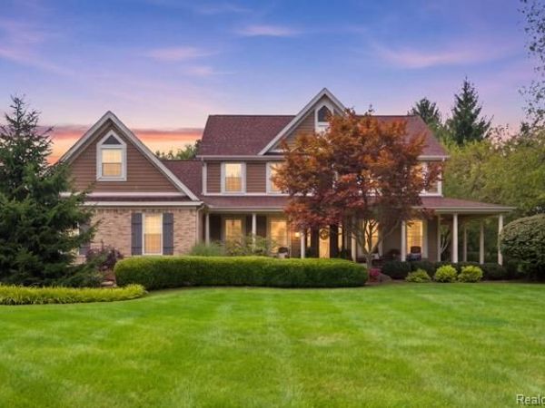 5172 Timber Bend Drive, Genoa Township, Mi 48116