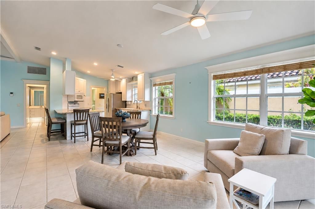 5434 Guadeloupe Way, Naples, FL 34119 Photo