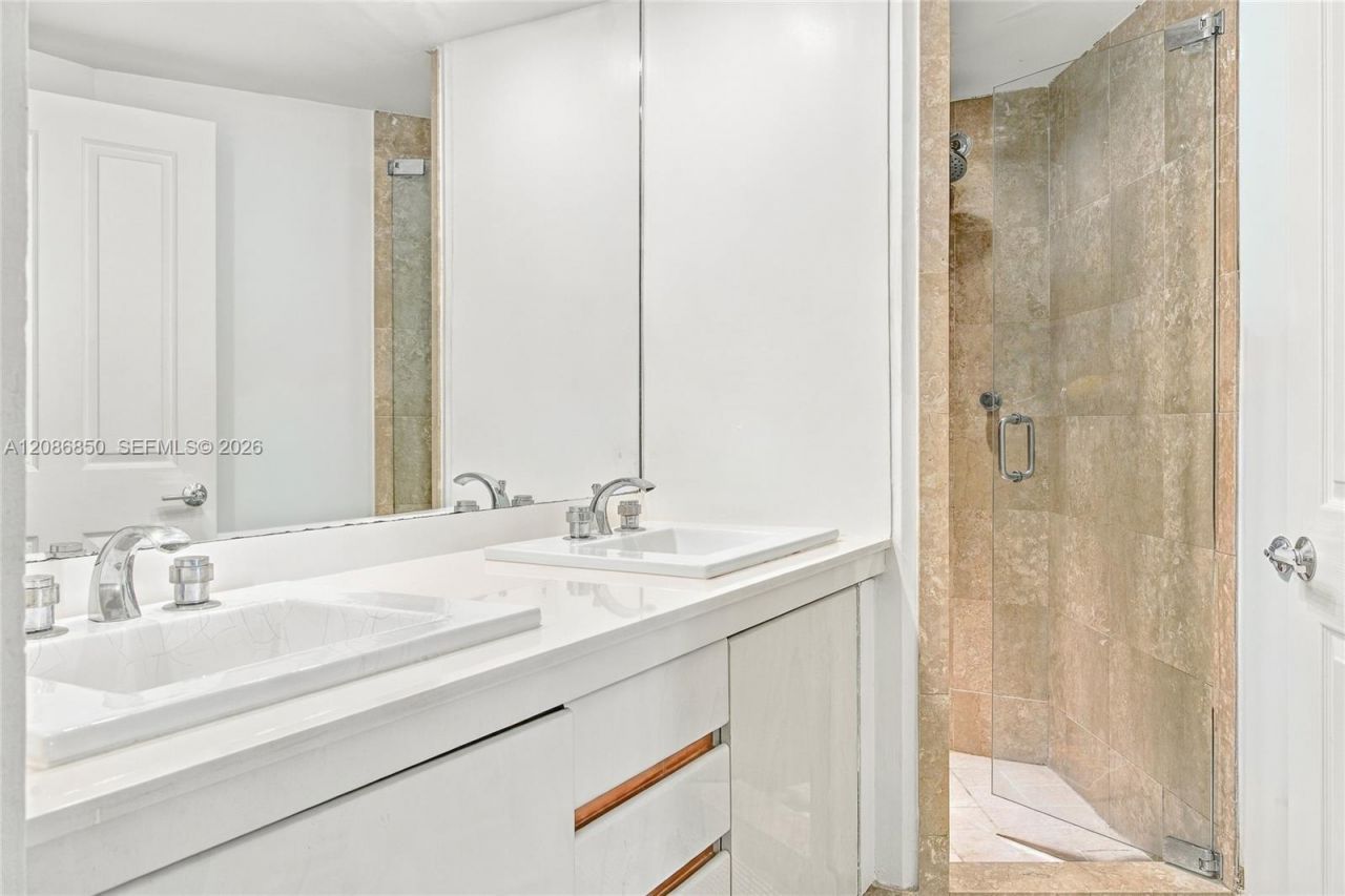 2127 Brickell Ave, Unit 2205, Miami, FL 33129 Photo