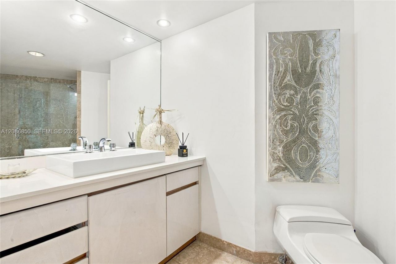 2127 Brickell Ave, Unit 2205, Miami, FL 33129 Photo