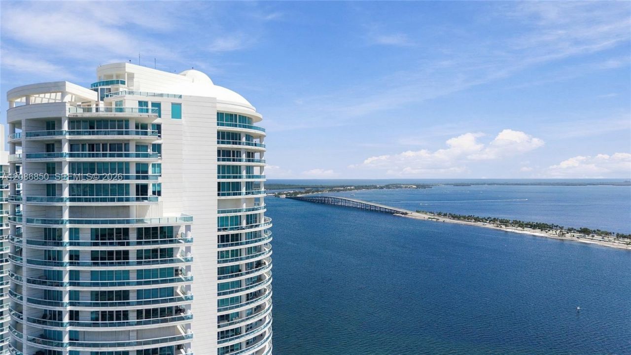 2127 Brickell Ave, Unit 2205, Miami, FL 33129 Photo