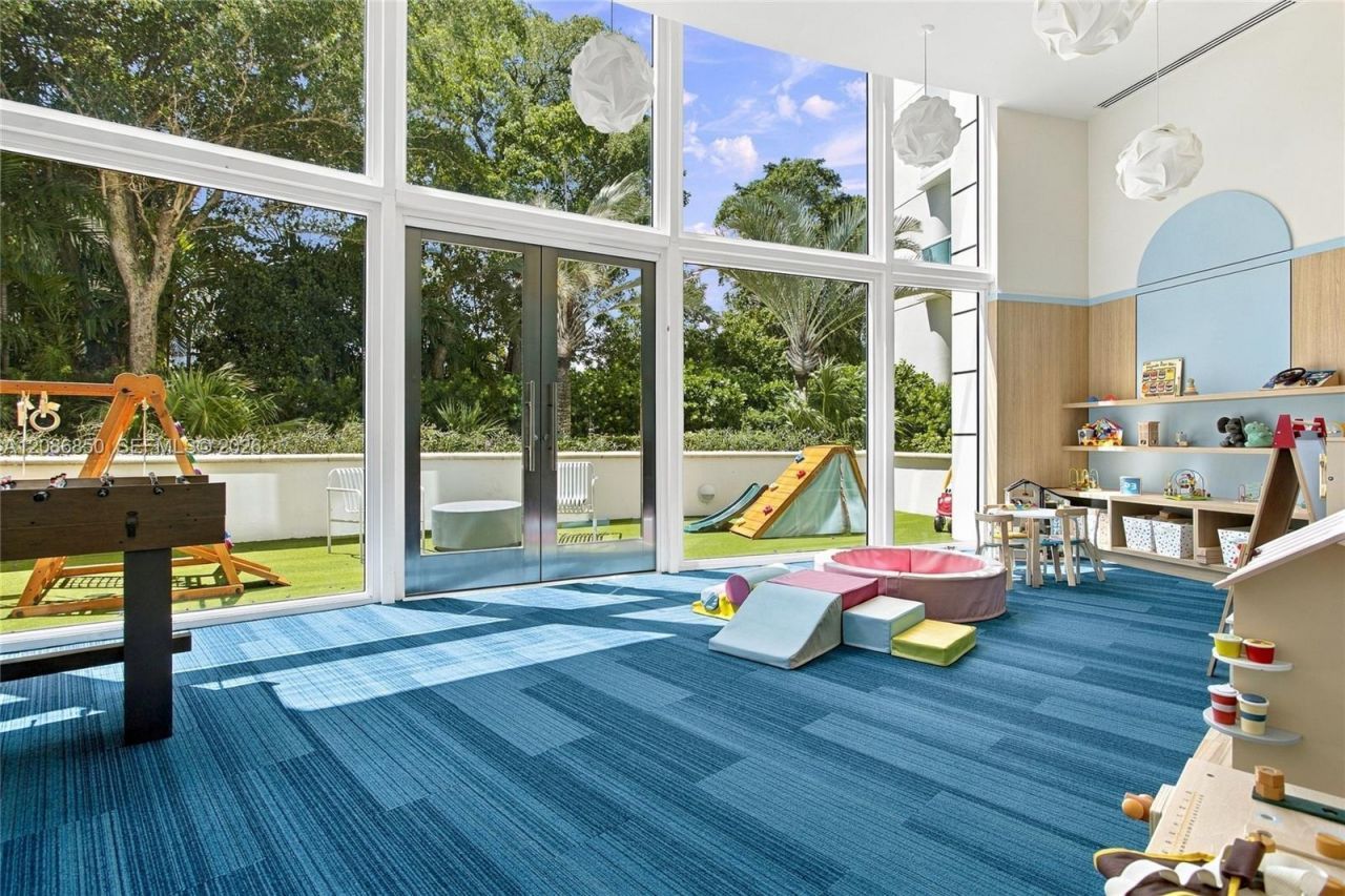 2127 Brickell Ave, Unit 2205, Miami, FL 33129 Photo