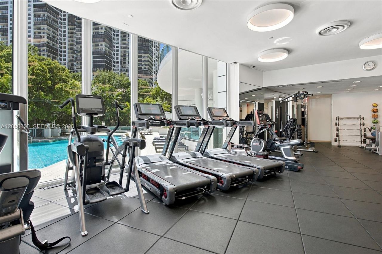 2127 Brickell Ave, Unit 2205, Miami, FL 33129 Photo
