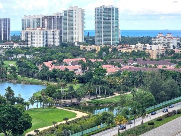 3300 NE 191st St , Unit LP08, Aventura, FL 33180