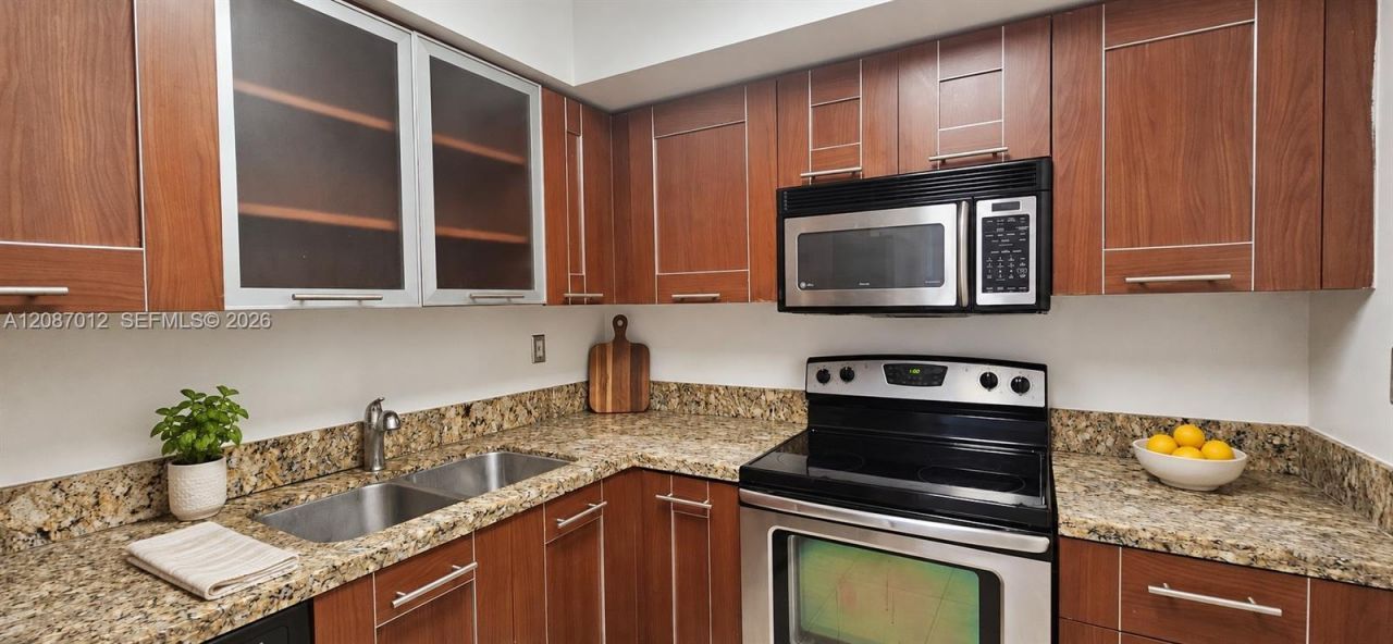 3300 NE 191st St, Unit LP08, Aventura, FL 33180 Photo