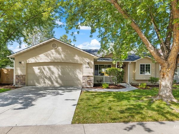 3291 S Capistrano Ave, Boise, ID 83705