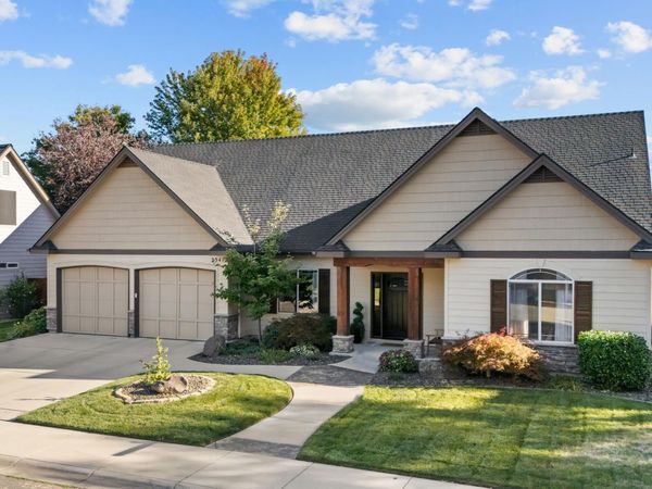 2341 E Meadowgrass St, Meridian, ID 83646