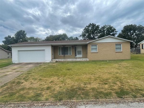 815 Thornton Street, Waynesville, MO 65583