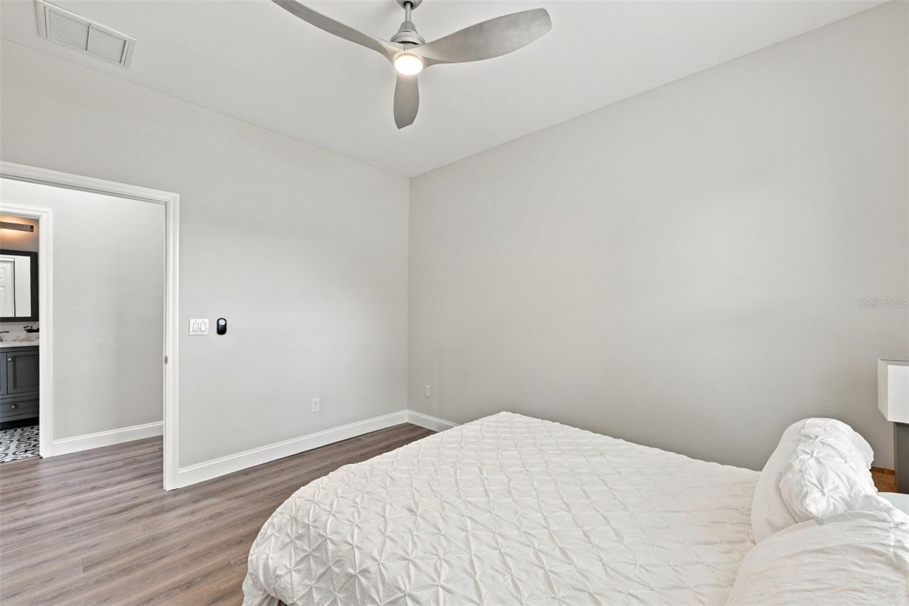 2144 43rd Terrace N, Saint Petersburg, FL 33714 Photo