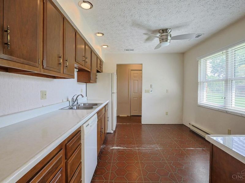 3692 Crestview Avenue, Clearcreek Township, OH 45036 Photo 15