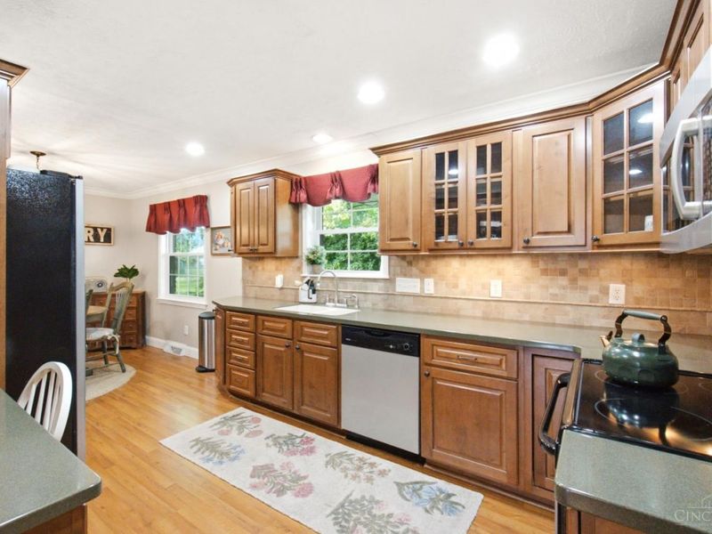 5303 W Dalton Drive, Fairfield, OH 45014 Photo 9