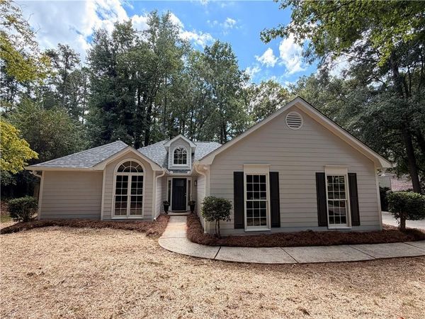 2002 Arbor Forest Drive SW, Marietta, GA 30064