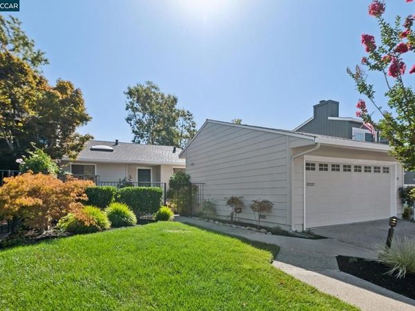 115 Cypress Point Way, Moraga, CA 94556