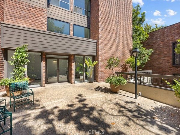 700 S Lake Avenue, Unit 109, Pasadena, CA 91106