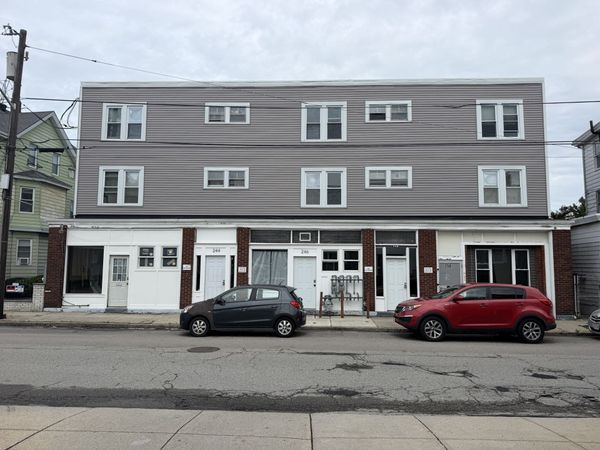240 Osborn St, Fall River, MA 02724