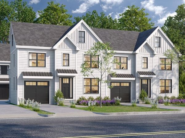 10 Webber Avenue, Unit 202, Bedford, MA 01730
