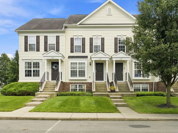 6261 Needletail Road , Unit 32, Columbus, OH 43230