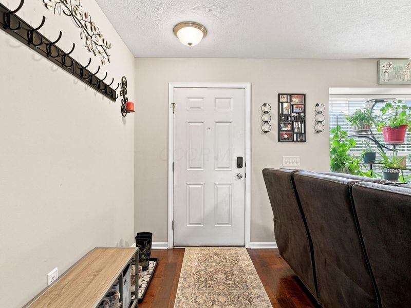 6261 Needletail Road, Unit 32, Columbus, OH 43230 Photo 6