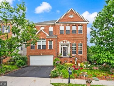 7202 GRAY HEIGHTS COURT, ALEXANDRIA, VA 22315