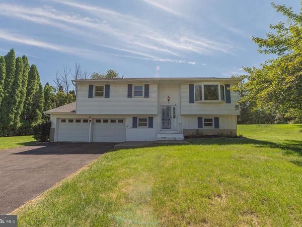 1 BABBLING BROOK ROAD , EASTON, PA 18045