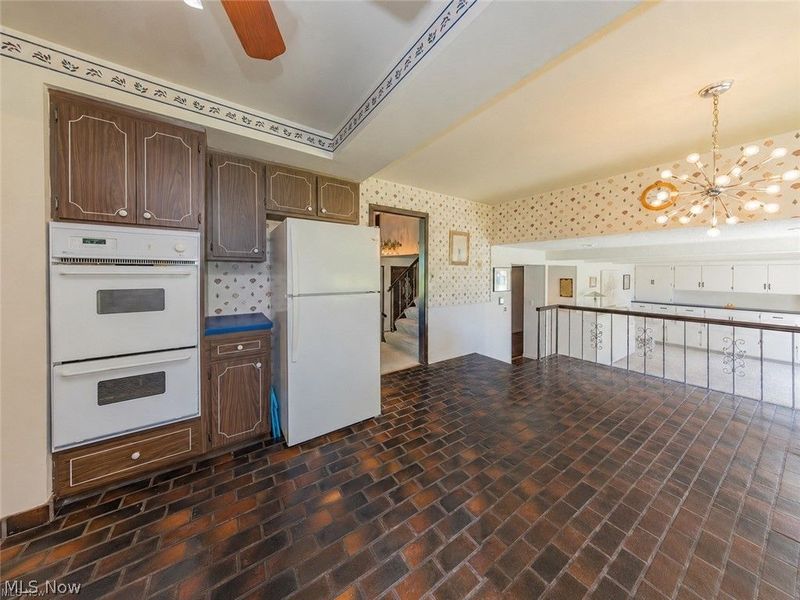 24390 Fairmount Boulevard, Beachwood, OH 44122 Photo 32
