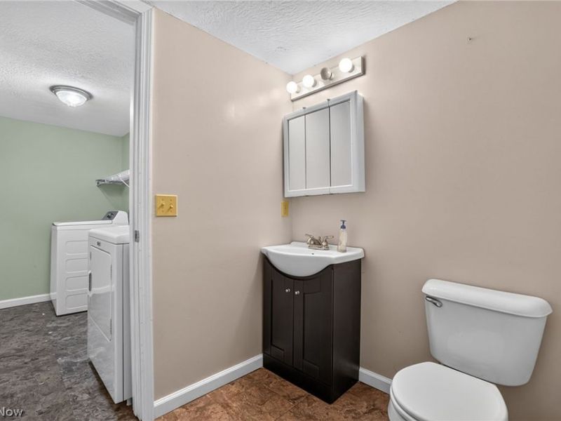 5414 Carlson Lane, Ashtabula, OH 44004 Photo 11