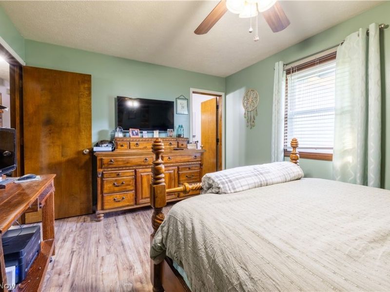1109 S Main Street, Grafton, OH 44044 Photo 16