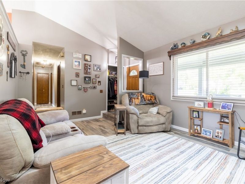 1109 S Main Street, Grafton, OH 44044 Photo 6