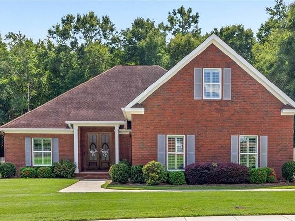 8517 Dawes Trace Lane, Mobile, AL 36619