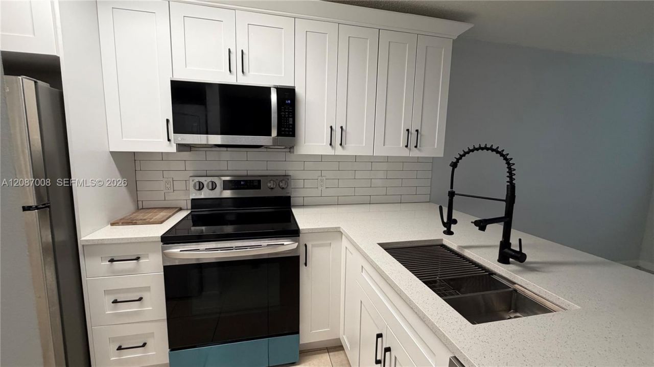 1174 Coral Club Dr, Unit 1174, Coral Springs, FL 33071 Photo