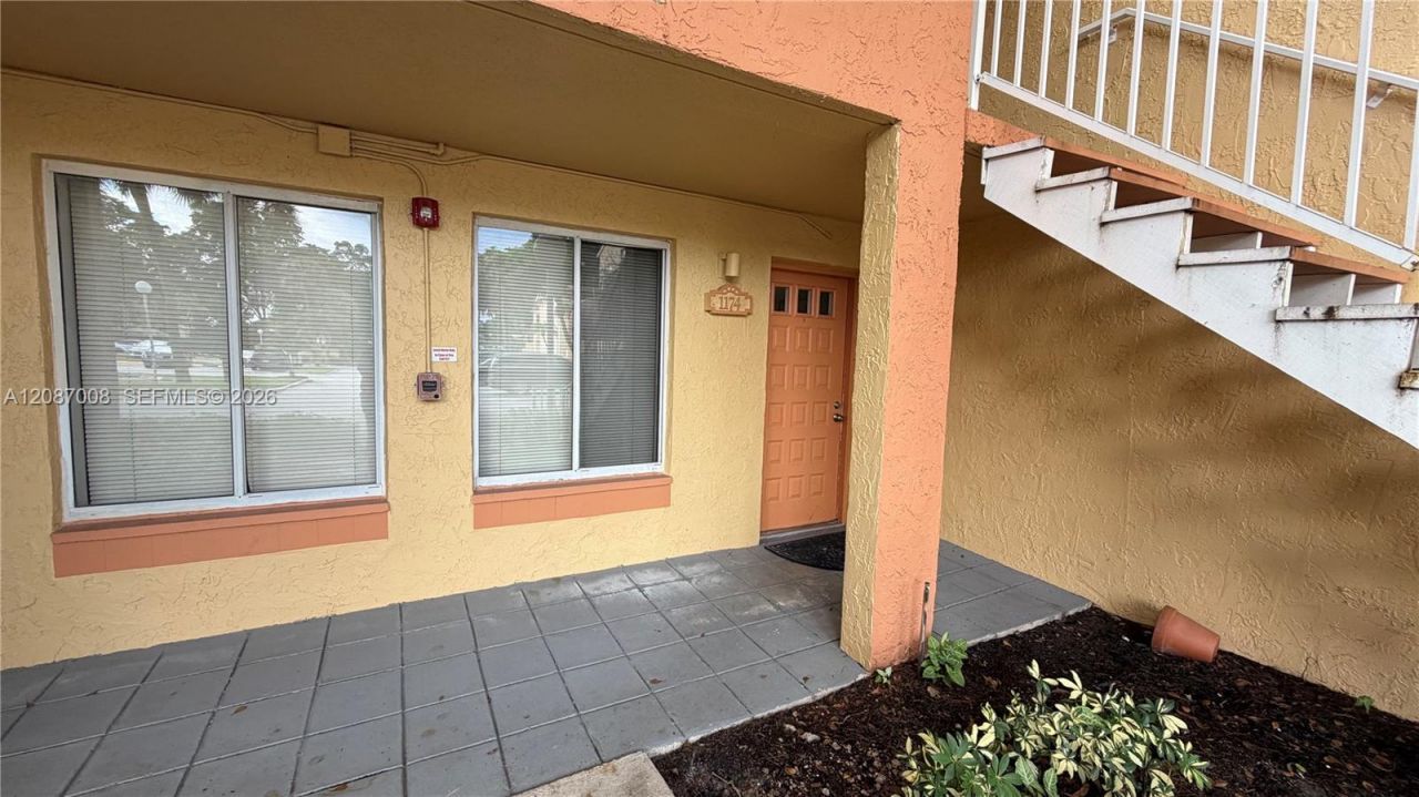 1174 Coral Club Dr, Unit 1174, Coral Springs, FL 33071 Photo