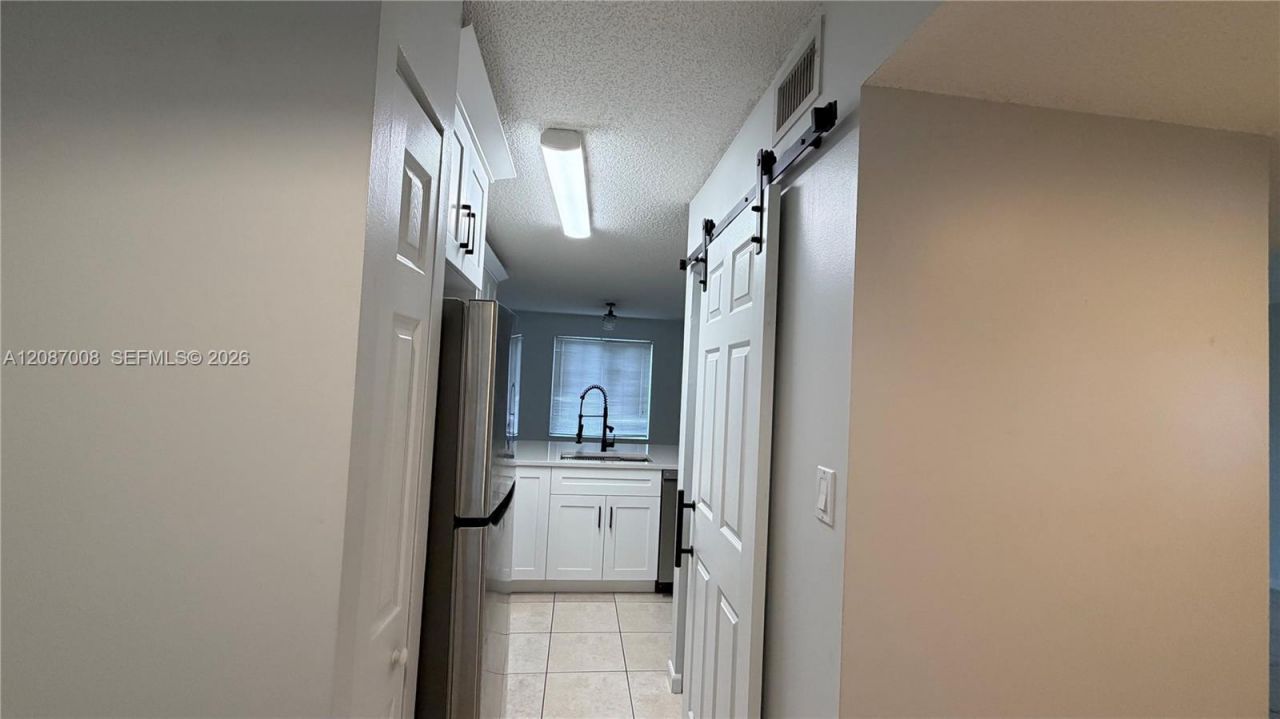 1174 Coral Club Dr, Unit 1174, Coral Springs, FL 33071 Photo