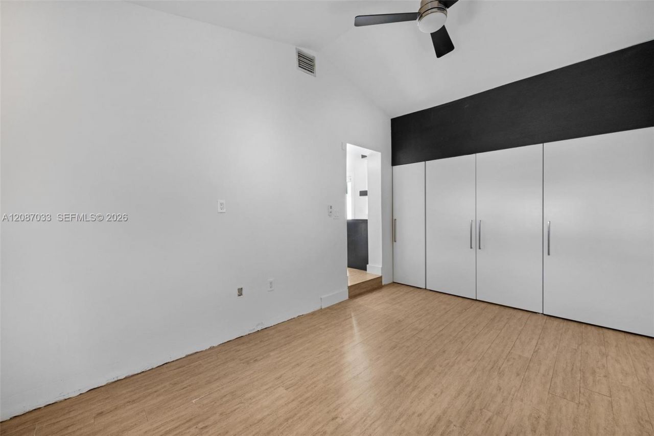 6476 SW 10th Ter, West Miami, FL 33144 Photo